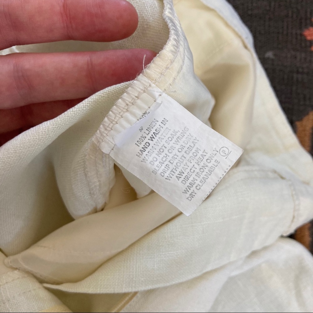 Vintage Linen Shorts - Picture 6 of 10